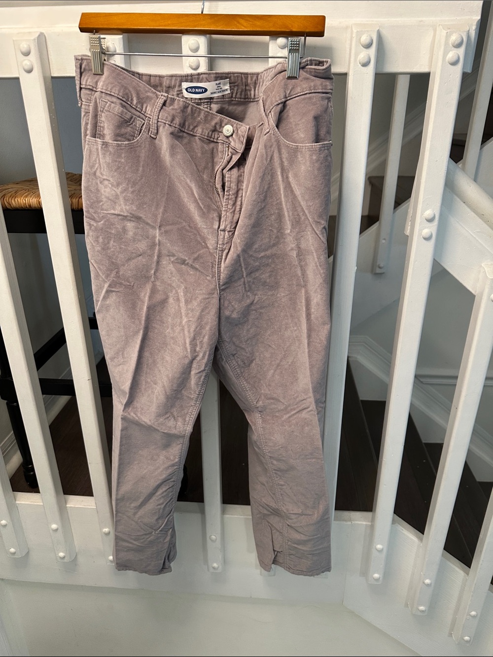 Old Navy Men’s Corduroy Pants in Mauve